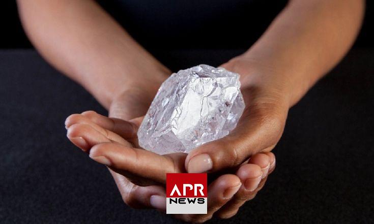 APRNEWS : Un diamant hors norme de près de 2 500 carats découvert au Botswana