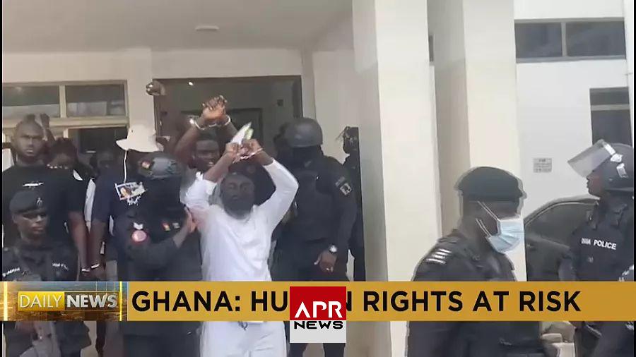 APRNEWS: Ghana – La détention de 52 militants suscite une vive polémique