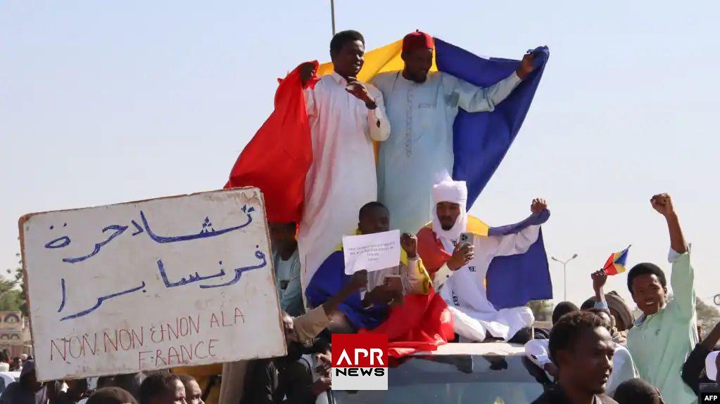 APRNEWS: Manifestation à N’Djamena pour le départ des troupes françaises du Tchad