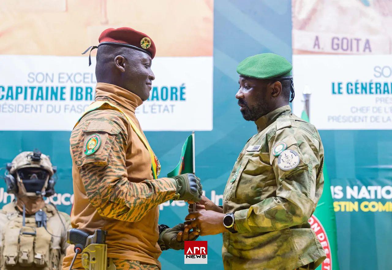 APRNEWS: Le Mali et le Burkina Faso imposent une interdiction de voyage visant les citoyens américains