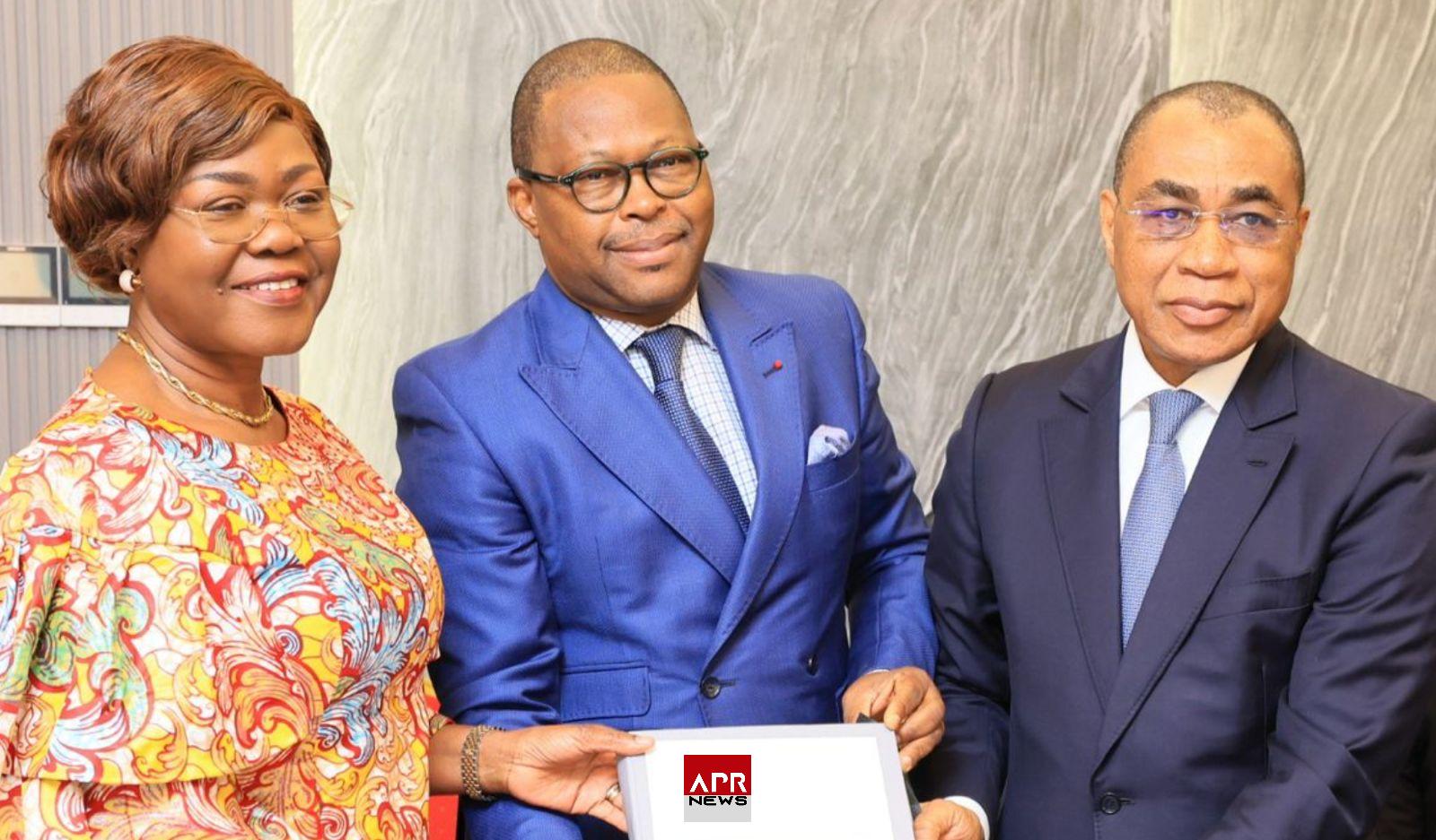 APRNEWS: Passation de charges entre Nialé Kaba et Adama Coulibaly – Continuité et redéploiement au ministère de l’Économie ivoirien APRNEWS: Passation de charges entre Nialé Kaba et Adama Coulibaly – Continuité et redéploiement au ministère de l’Économie ivoirien